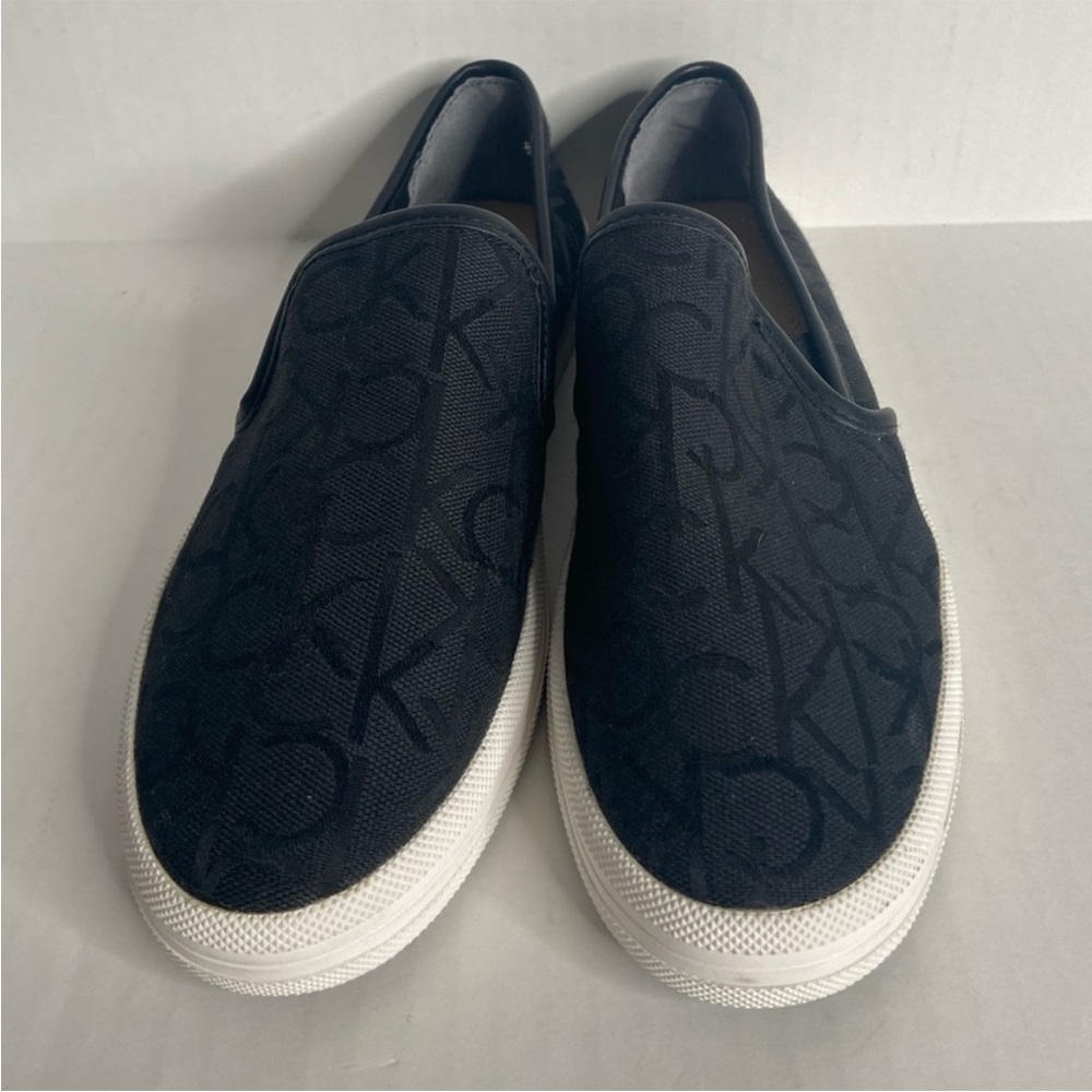 Calvin Klein “Marren” Canvas Slip On Women’s Sneakers Size 8.5